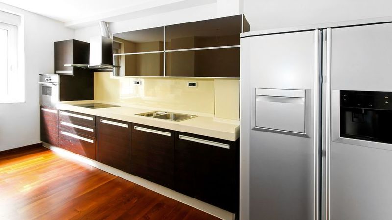 Revitalize the Heart of Your Home Through Skilled Cabinet Resurfacing in Alpharetta for Lasting Beauty