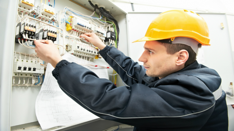 Maximize Energy Efficiency and Safety: The Comprehensive Benefits of Electrical Panel Upgrades in Auburn