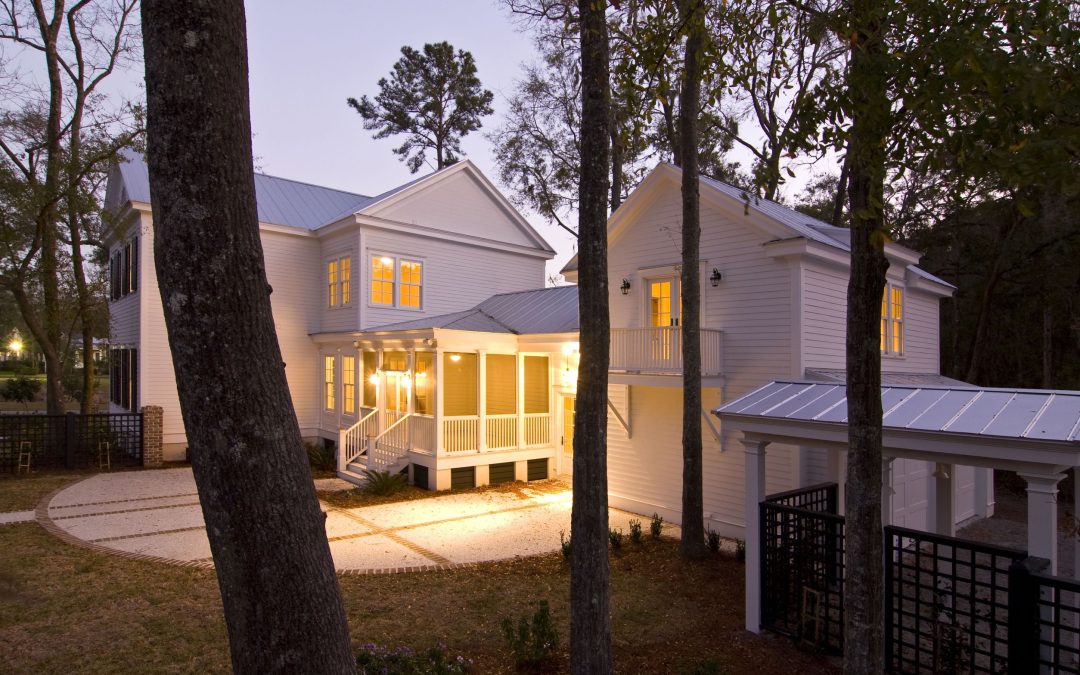 Create a Warm and Inviting Outdoor Space with Elegant Home Landscape Lighting in Hilliard, OH