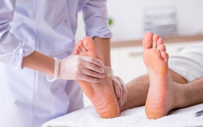 Effective Ways to Relieve Foot Pain Manalapan NJ Residents Commonly Experience at Home